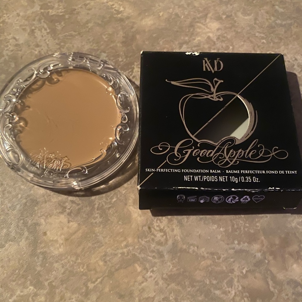 Kat Von D Good Apple Foundation 27